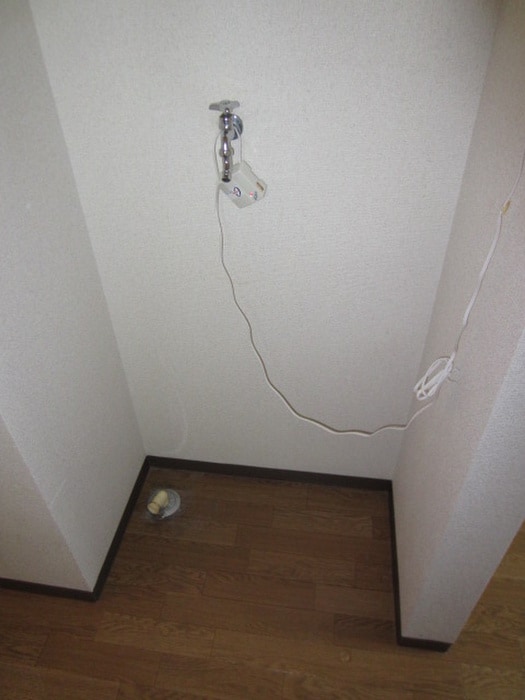 洗濯機置場 ブル－ハウス