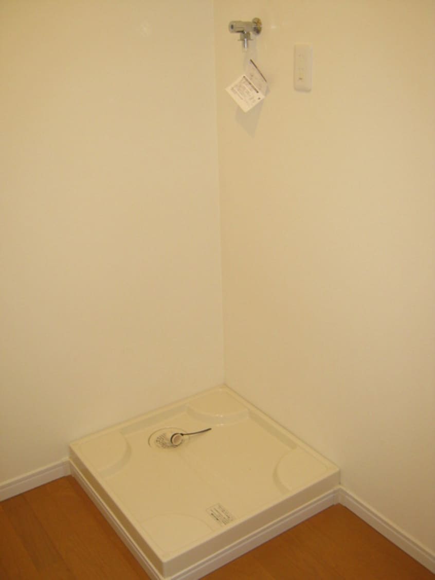 洗濯機置場 バレンシアコート