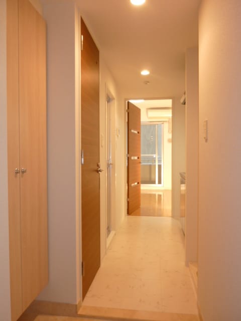 廊下 ドゥーエ新川