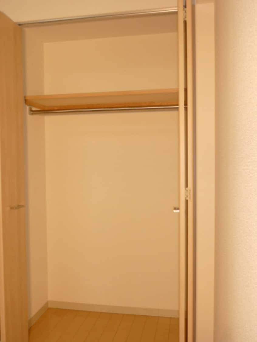 収納 ドゥーエ新川