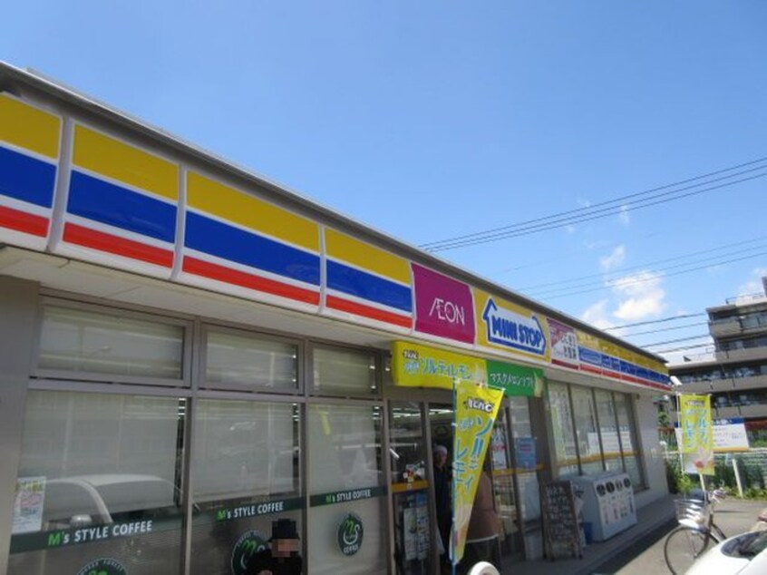 ミニストップ小金井梶野町店(コンビニ)まで160m カメリアハウス