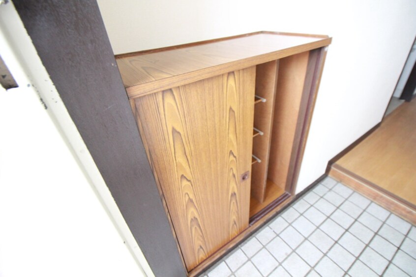 靴箱 石井ビル