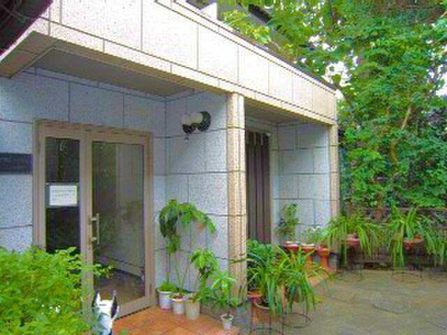 エントランス部分 プラスペアティ