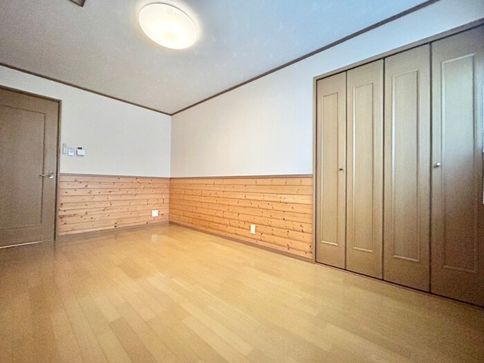 居室 プラスペアティ