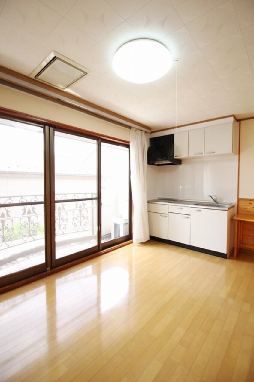 居室 プラスペアティ