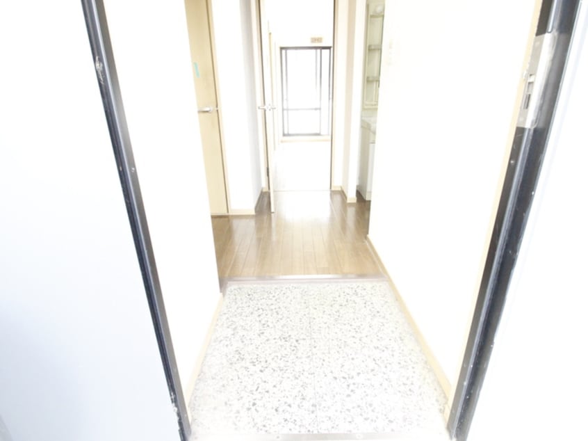玄関 ヒカリハイツ