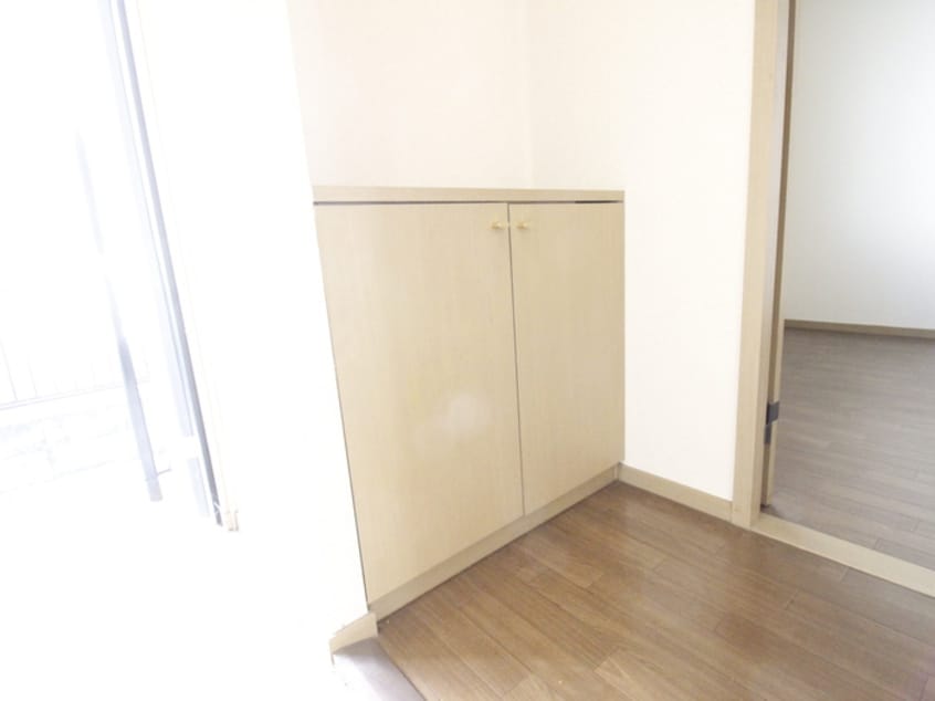 靴箱 ヒカリハイツ