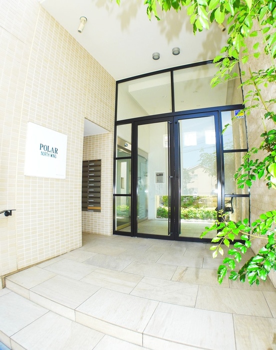 エントランス部分 ポラ－ルノ－スウイング