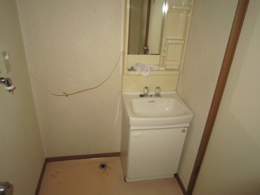 洗面 エクセル　渡辺