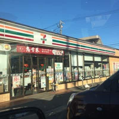 セブンイレブン　昭島福島町1丁目店(コンビニ)まで376m 関荘