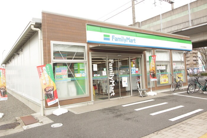 ファミリーマート いずみ中央駅前店(コンビニ)まで250m Sun　Glanzいずみ中央