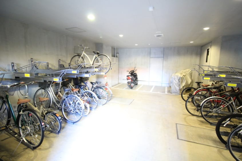 駐輪場 ドゥーエ茗荷谷