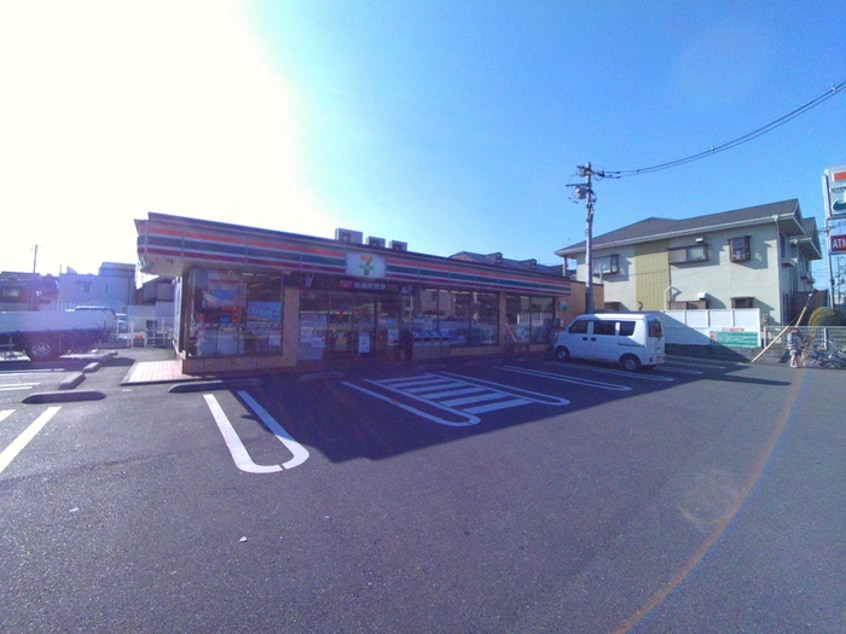 セブンイレブン(コンビニ)まで40m メゾン・ルーチェ