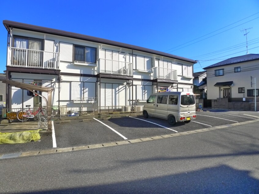 駐車場 ベルゾ－ネ小林