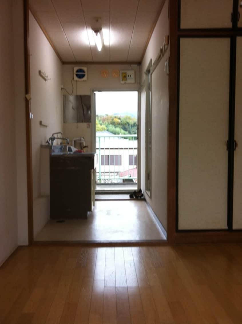 居室 ポルシェ飯山