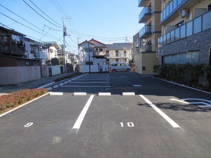 駐車場 ユーストリア駒沢