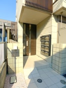 エントランス部分 サニーハウス