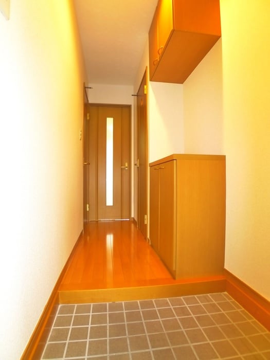 廊下 ラフィ－ヌ・昴