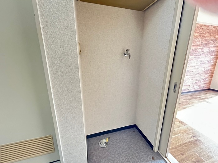 洗濯機置場 コスモＡｏｉ長後