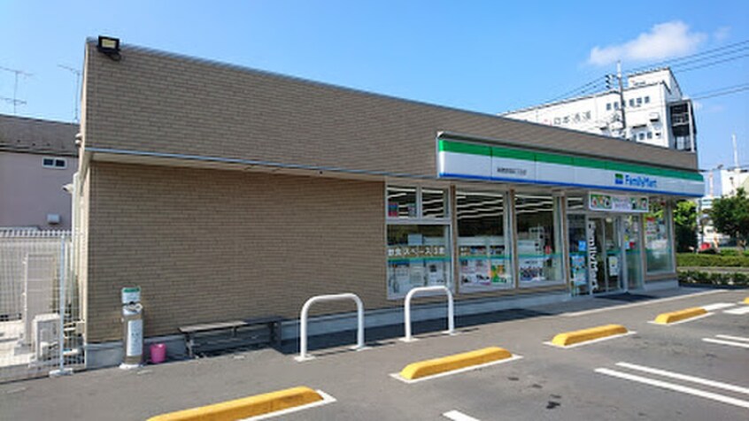 ファミリーマート　瑞穂長岡四丁目店(コンビニ)まで62m アピアコヌマ