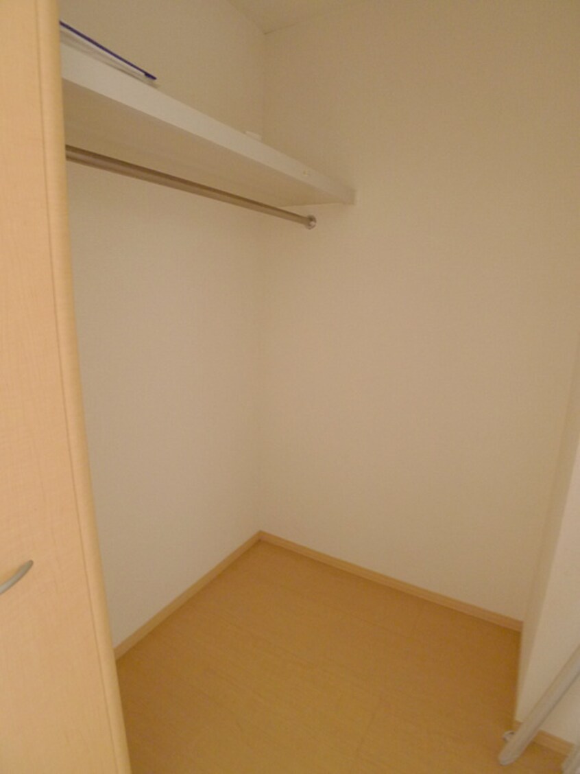 収納 ルミエ-ル