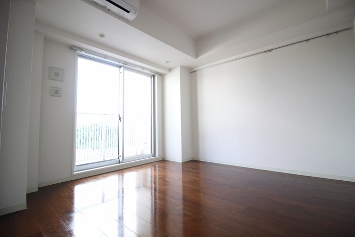 居室 レジディア新横浜