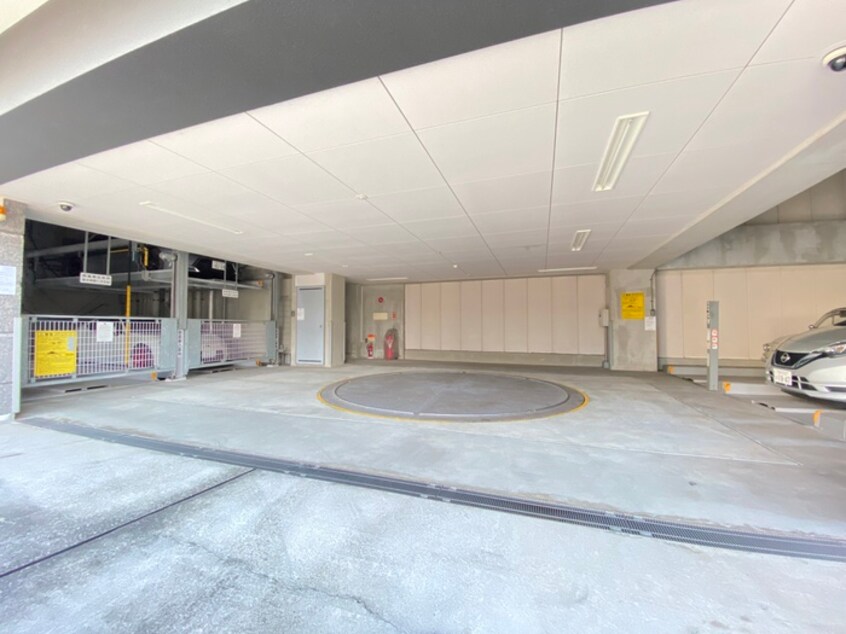 駐車場 レジディア新横浜