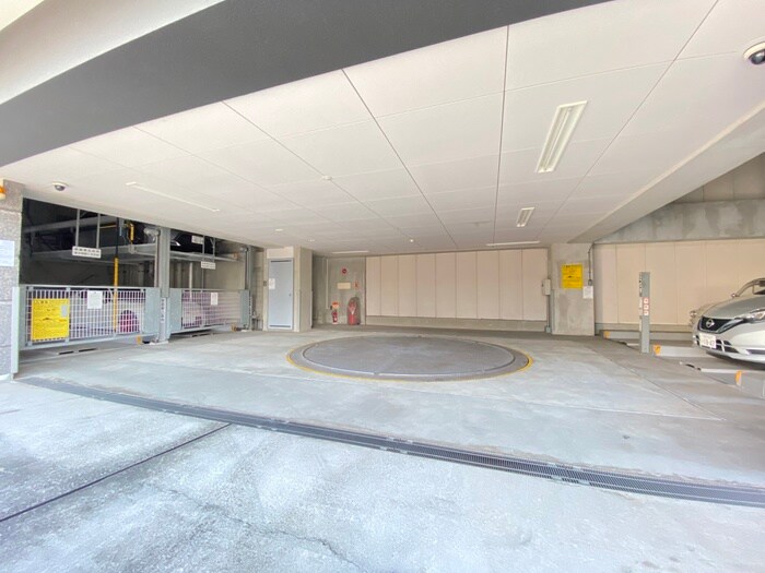 駐車場 レジディア新横浜