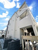 ティアラ三郷の外観