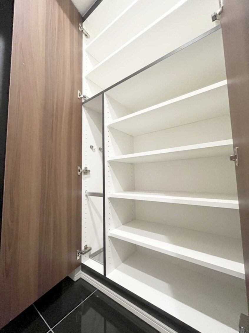 靴箱 GRAN PASEO 上野