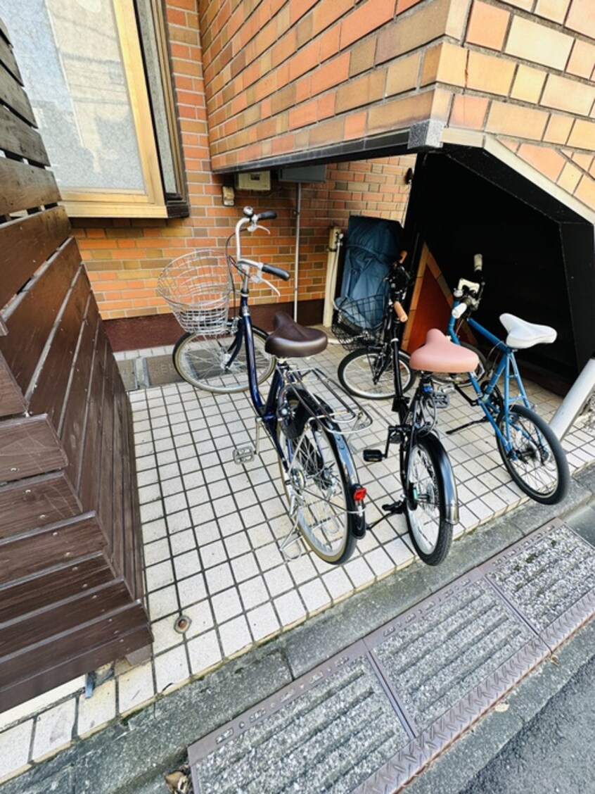 駐輪場 キャスル白河トークⅡ