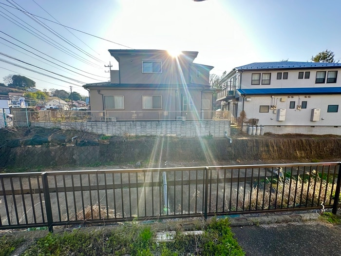 室内からの展望 リバ－コ－ト稲城