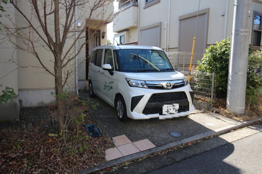 駐車場 大場町貸家