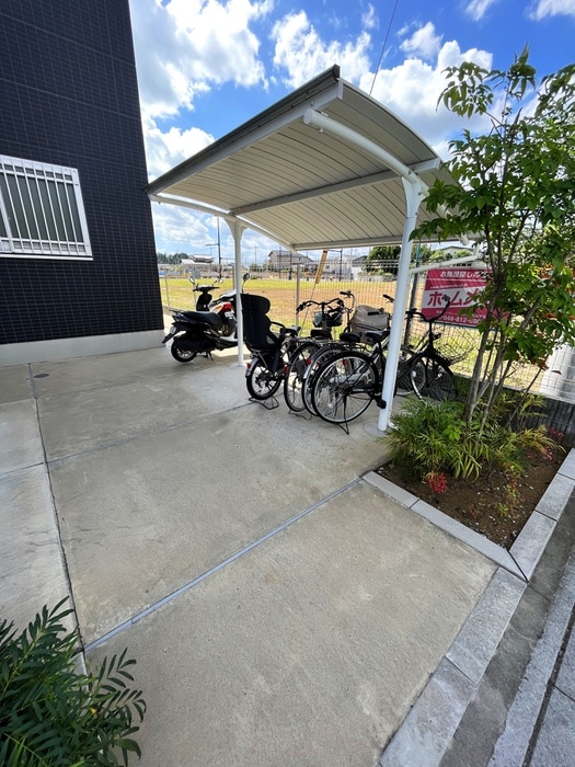 駐輪場 SUNNY BRIGHT美園