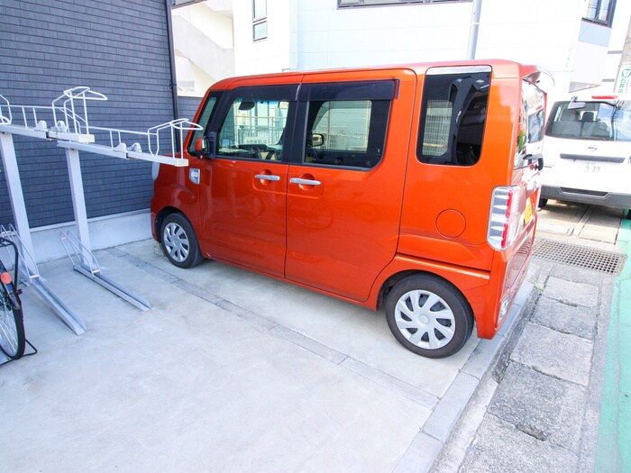 駐車場 リブリ・fifty