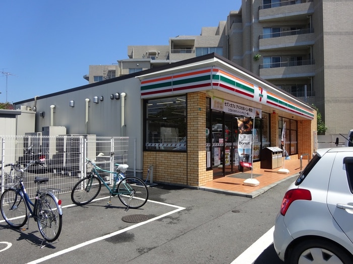 セブンイレブン(コンビニ)まで350m Maison Ogawa