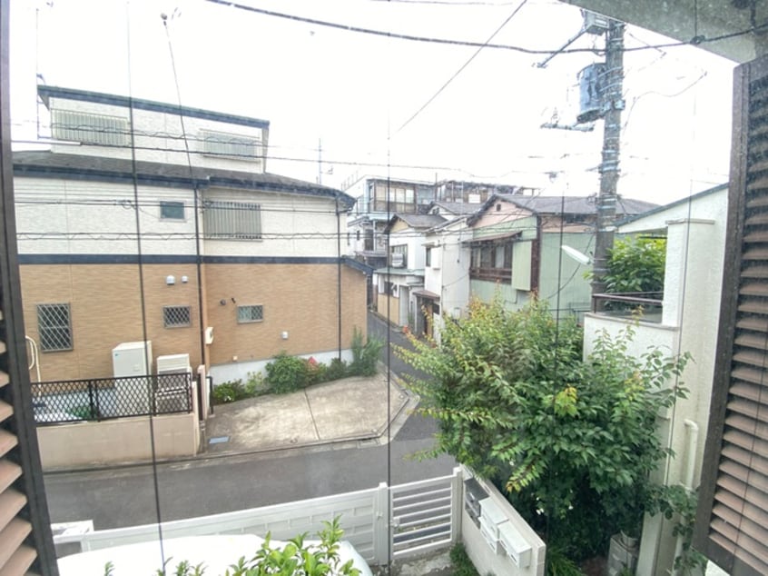 室内からの展望 平塚アパート