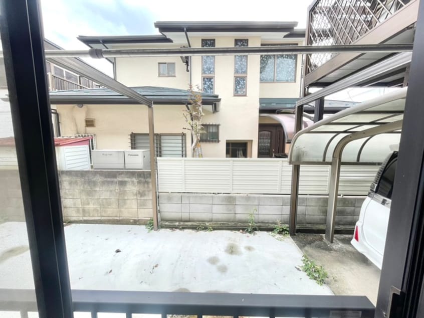 室内からの展望 谷津町貸家