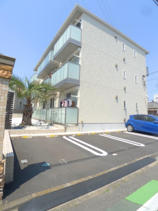 駐車場 パームコテージⅥ番館