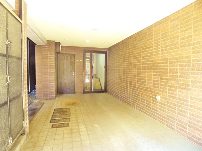 エントランス部分 エリムビル