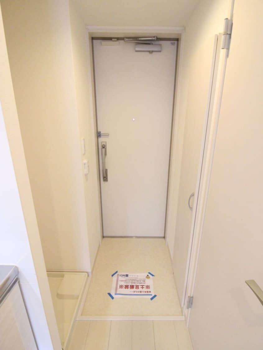 玄関 リブリ・テラ