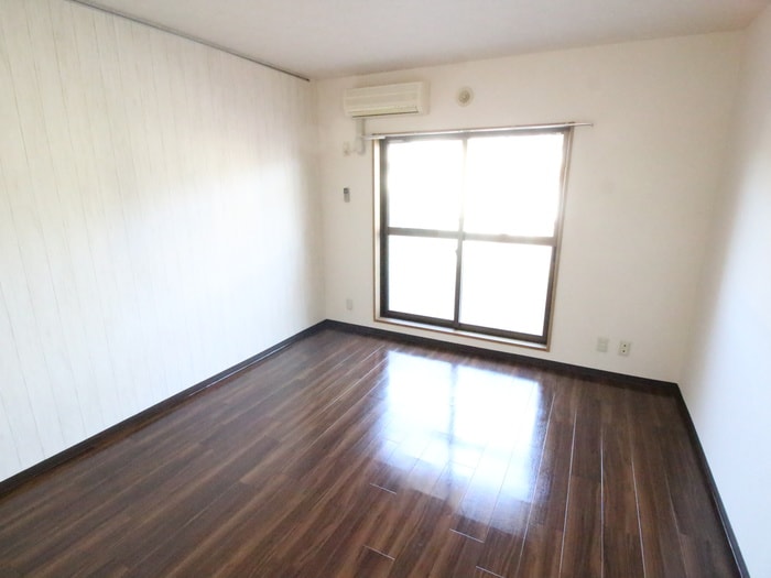 居室 ホワイトレジデンス