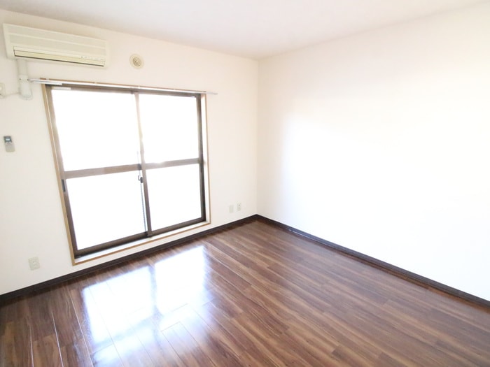 居室 ホワイトレジデンス