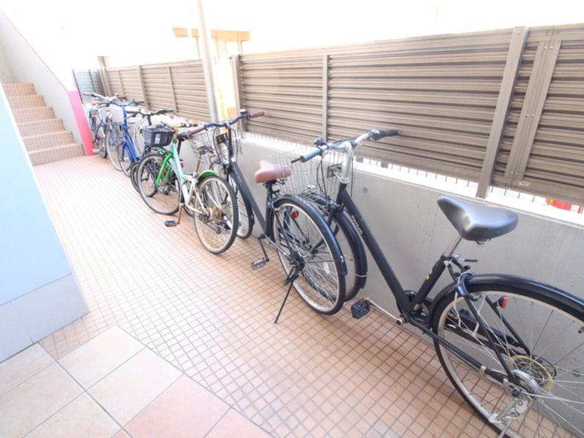 駐輪場 YOKOHAMA　BAY　KING　PRINCESS