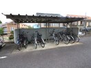 駐輪場 緑風館