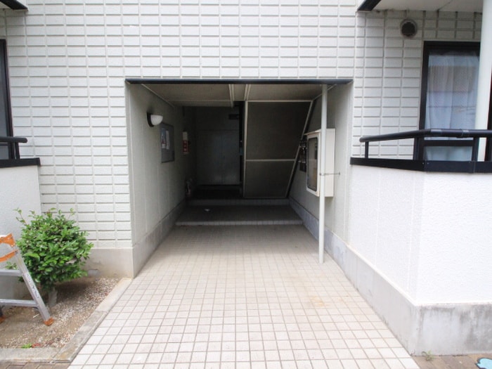 エントランス部分 緑風館
