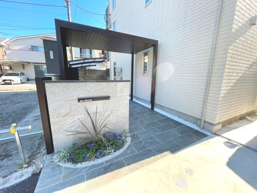 エントランス部分 Ｍ´ｓ　ＨＯＵＳＥ