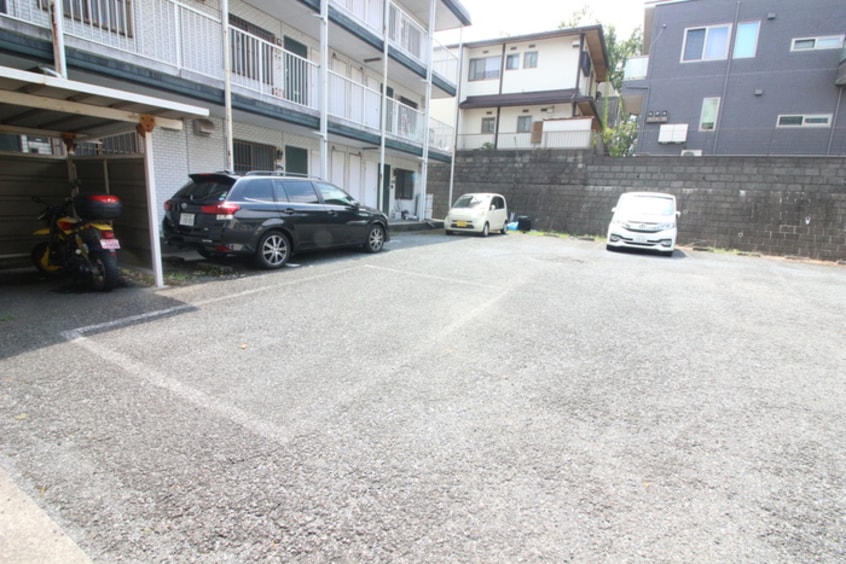 駐車場 グリ－ンヒル南野Ⅱ