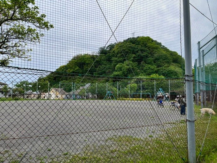 山科台公園(公園)まで350m SOL　LEVANTE