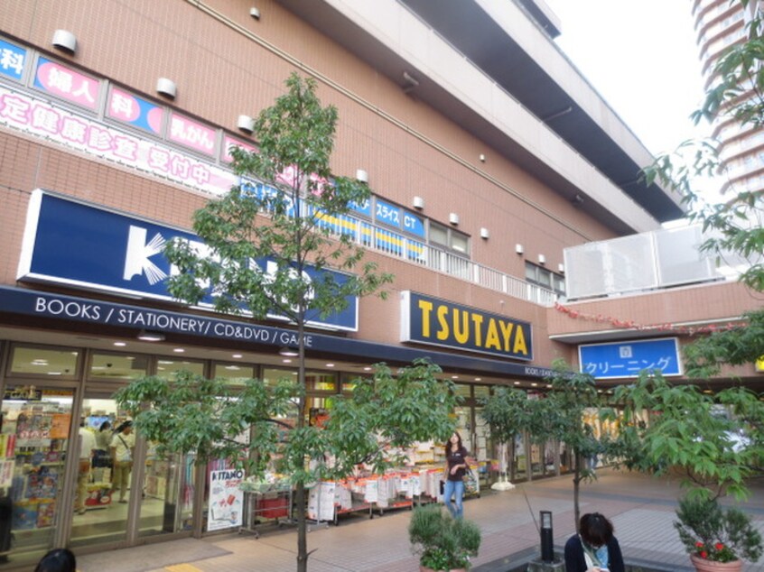 ＴＳＵＴＡＹＡ(ビデオ/DVD)まで375m フラワ－ハイツ